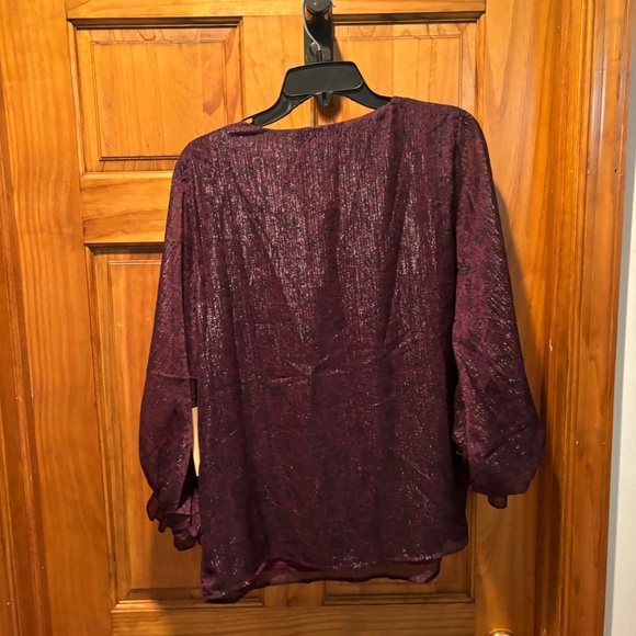 Halogen Metallic Balloon Sleeve Blouse in Burgundy Large NWT - Picture 4 of 8